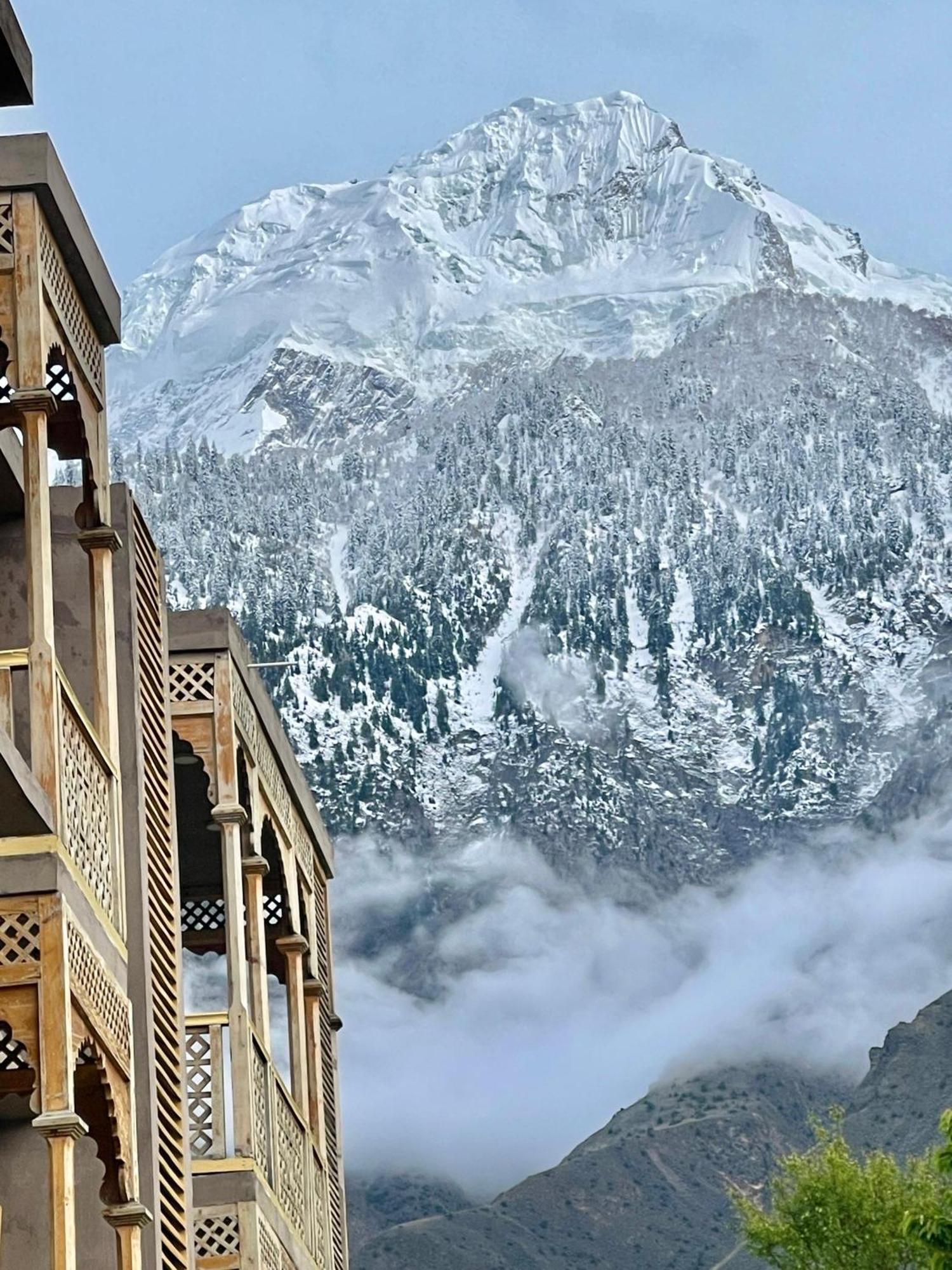 Dumani Nagar Hotel & Resort Karimabad  Εξωτερικό φωτογραφία