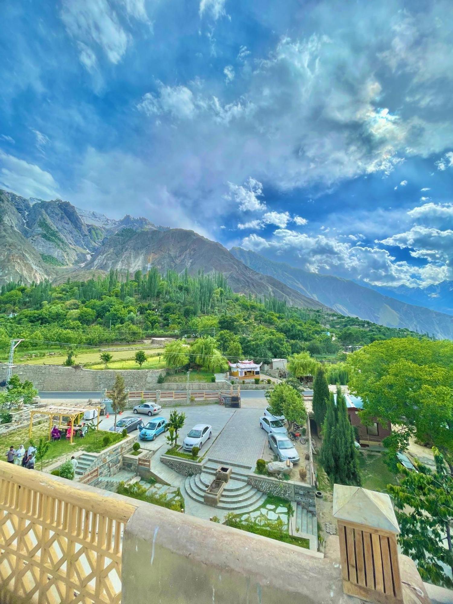 Dumani Nagar Hotel & Resort Karimabad  Εξωτερικό φωτογραφία