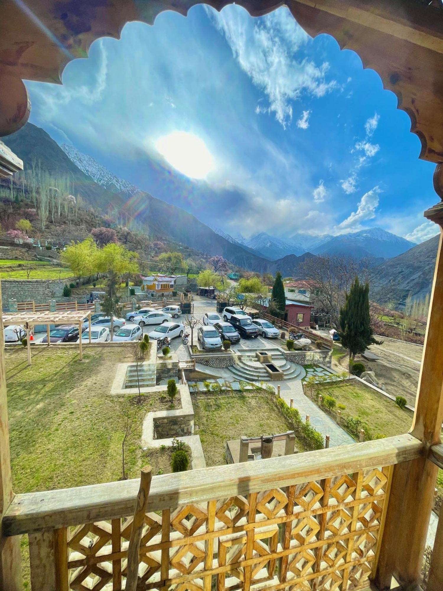 Dumani Nagar Hotel & Resort Karimabad  Εξωτερικό φωτογραφία