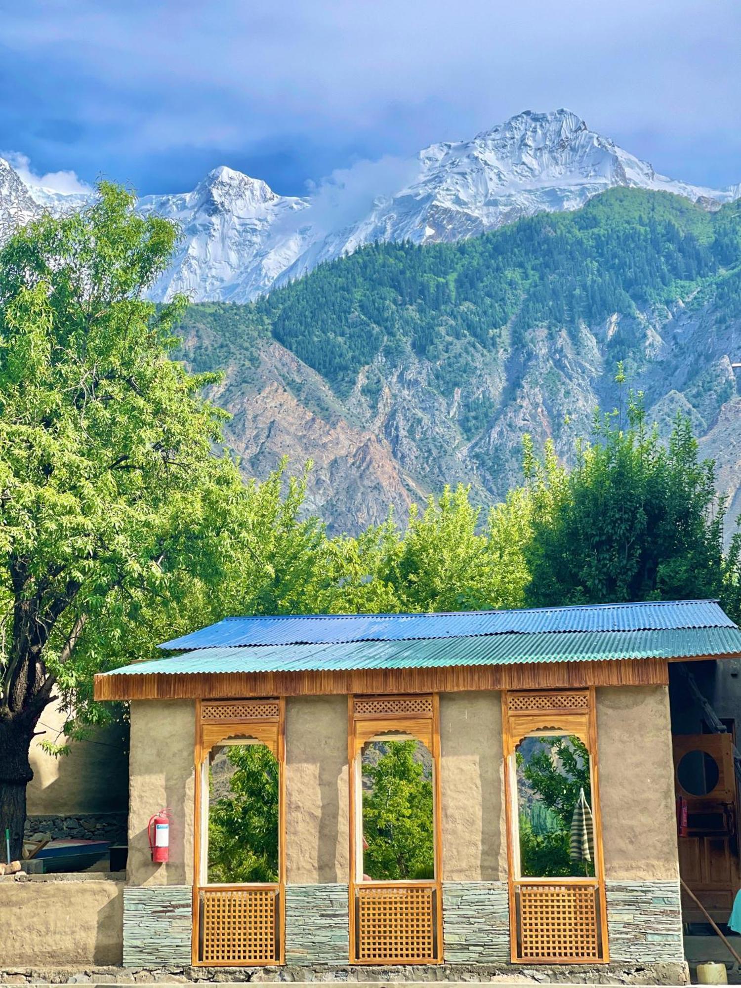 Dumani Nagar Hotel & Resort Karimabad  Εξωτερικό φωτογραφία
